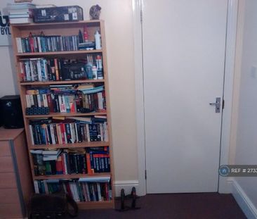 1 bedroom in a house share to rent - Photo 5