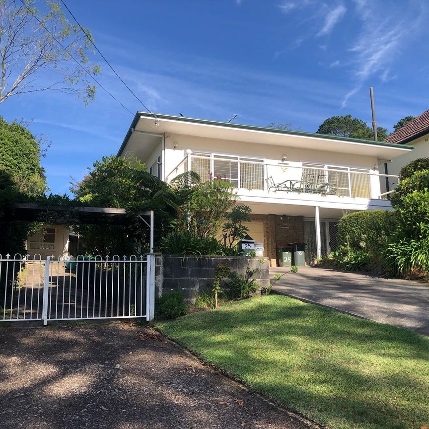 25 Carrington Ave, Katoomba NSW 2780 - House For Rent | Domain - Photo 1