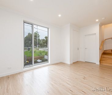 2/323 Maroondah Highway, Ringwood - Photo 1