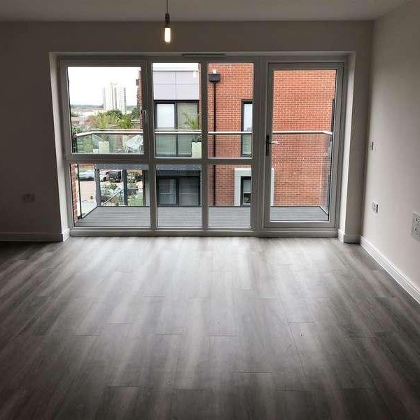 Nuffield House, Holmesley Road, Borehamwood, WD6 - Photo 1
