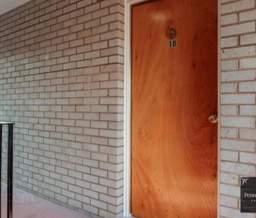 10 Sandymount Court, Bangor, BT20 4UE - Photo 1