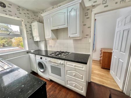 2 bedroom apartment to rent - Photo 4