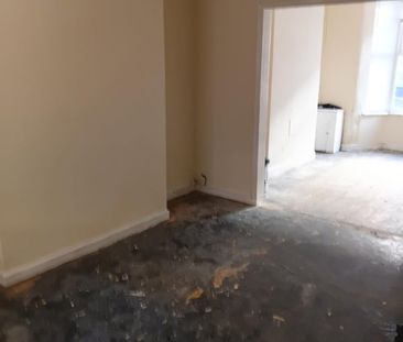 Room in a Shared House, St Andrew Road, L4 - Photo 4