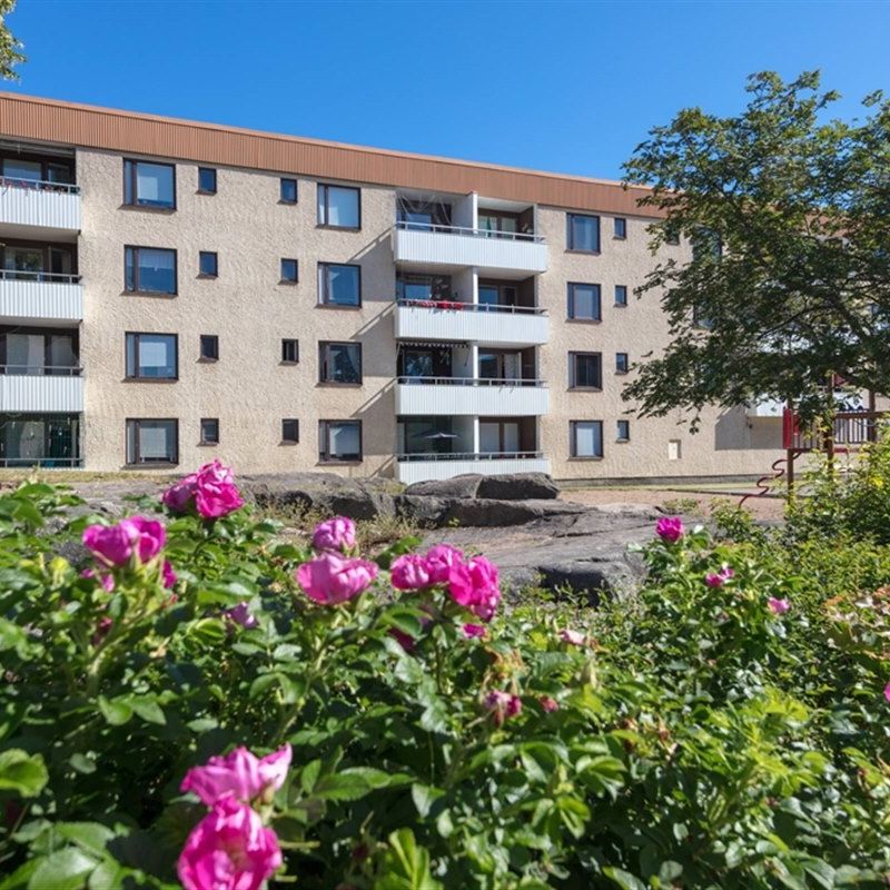 Åkerbärsvägen 2 B - Photo 1