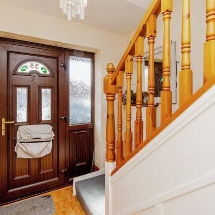 2 bedroom end of terrace house to rent - Photo 1