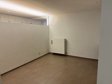 Ruim appartement op centrale ligging - Photo 5