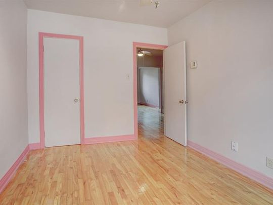 10663 Av. des Récollets - Photo 1