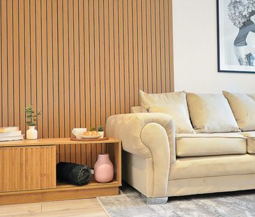 4 Bed Semi-Detached House, Barnsdale Road, RG2 - Photo 6