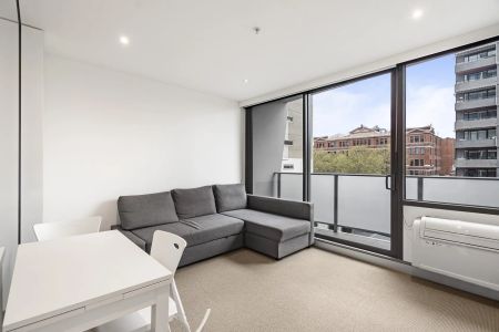Gem in the Heart of West Melbourne - Photo 5