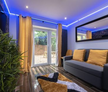 2 Bed Flat, Gables Lodge -, RG1 - Photo 3