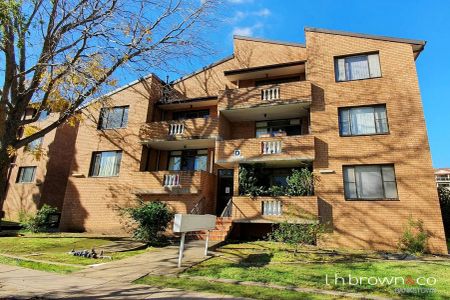 “Good Location !” - Photo 4