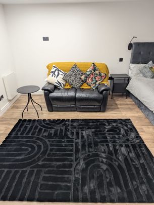 Studio Flat, Wigginton Avenue, HA9 - Photo 1