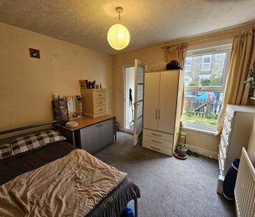 4 bedroom terraced house to rent - Photo 6
