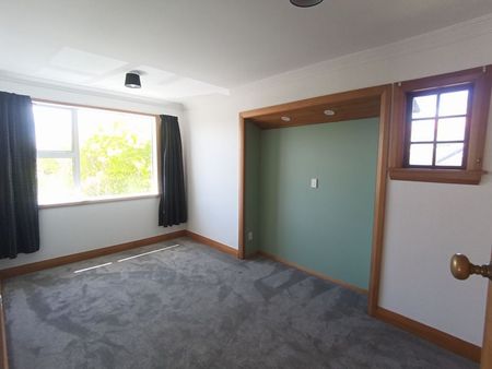 2 bedroom unit city end karori - Photo 2