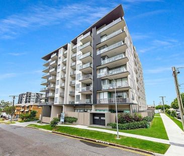 Greenslopes - Photo 4