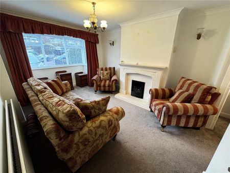 3 bedroom semi-detached house to rent - Photo 2