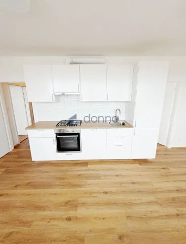 Pronájem bytu 3+kk/L/B, 59 m - Fotografie 2
