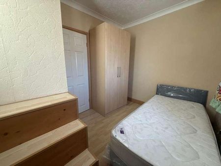 Cook Grove, Peterlee, County Durham, SR8 - Photo 4