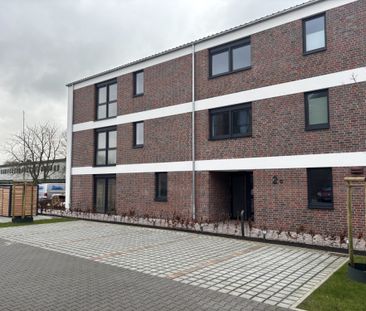 Wohnen am Norder Tief: Schöne Erdgeschosswohnung mit Blick auf die ... - Foto 1