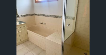 Spacious Two-Bedroom Unit with Lock-Up Garage in Prime Reservoir Location - Photo 5