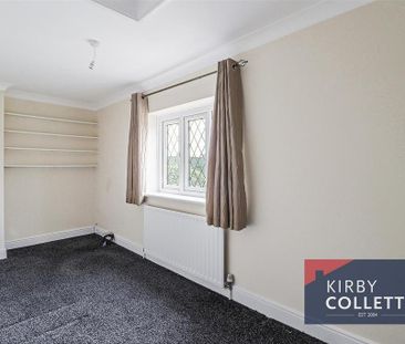 4 bedroom detached house to rent - Photo 6