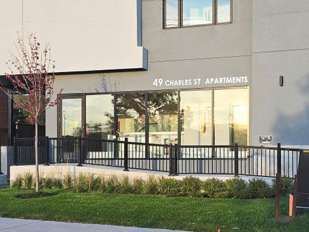 For Lease - 49 Charles Street Unit# 205, Newmarket, Ontario - Photo 4