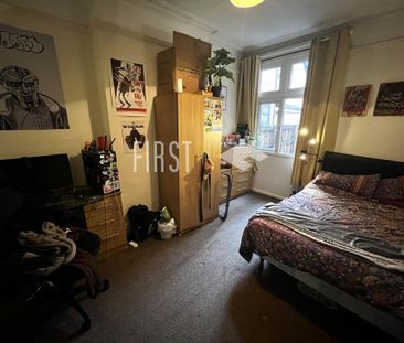 6 bedroom terraced house to rent - Photo 5