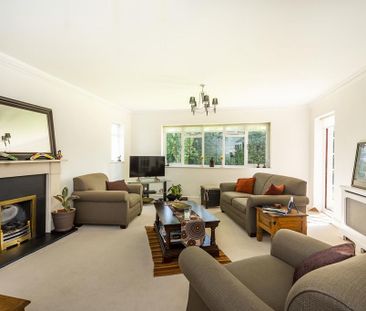 5 bedroom detached house to rent - Photo 2
