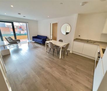 2 bedroom flat to rent - Photo 1
