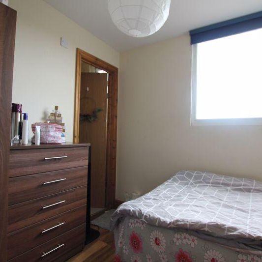 3 bedroom apartment to rent - Photo 1