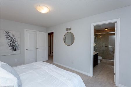 For Lease - 112 North Centre Road Unit# 14, London North, Ontario - Photo 5