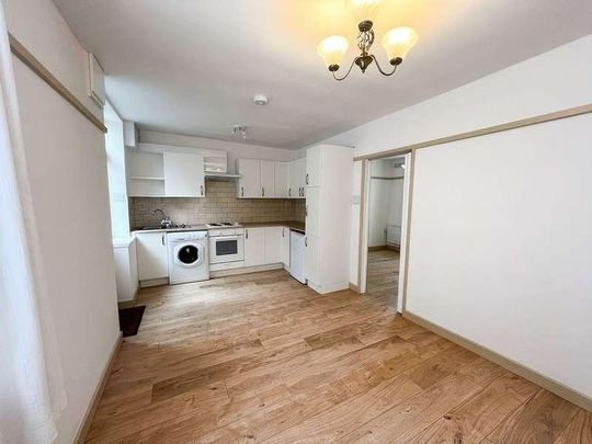 Leamington Road, Stivichall Manor, CV3 - Photo 1