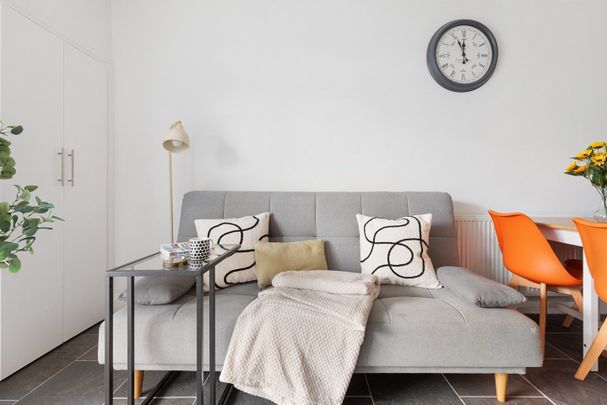 2 Bed Semi-Detached House, Mortimer Road, NW10 - Photo 1