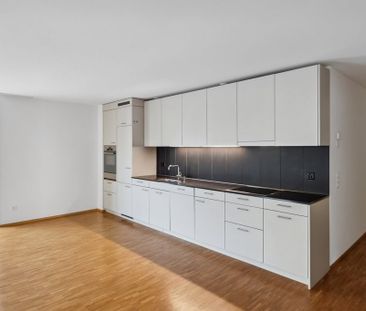 MIETEN OHNE KAUTION - 4.5 Zimmerwohnung mit grossem Atelier - Foto 6