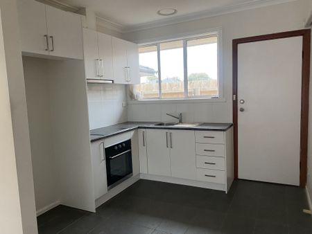 Updated 1 Bedroom unit - Photo 3