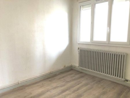 Location appartement 4 pièces 67.2 m² à Romans-sur-Isère (26100) 4 - Photo 5