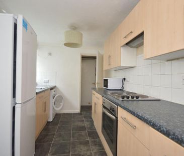 4 bedroom terraced house to rent - Photo 5