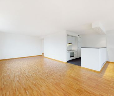 Wunderschöne Wohnung im Zentrum von Dübendorf - Photo 2