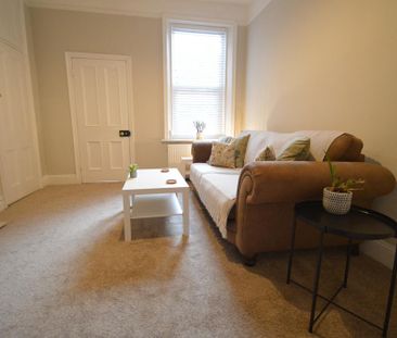 2 bedroom ground floor flat to rent - Photo 6