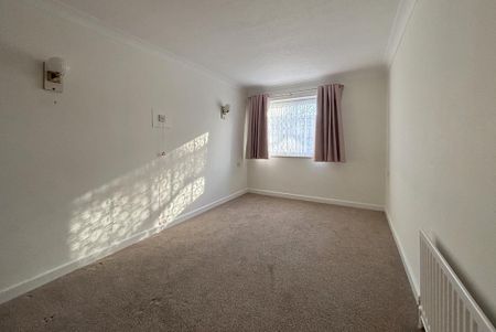 1 bedroom retirement property to rent - Photo 4