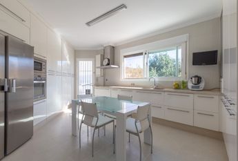 835073 - Detached Villa for rent Elviria, Marbella, Málaga, Spain