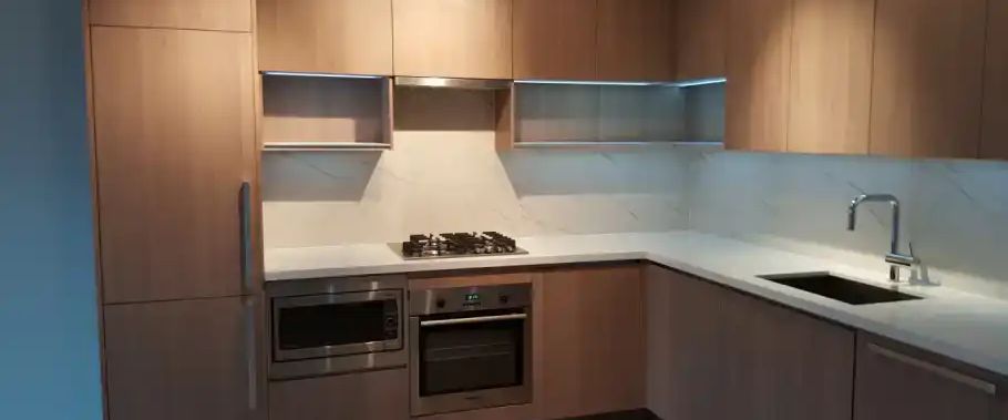 Luxury High Rise – Beautiful 1 Bedroom Condo at The Met (Metrotown) | 6588 Nelson Avenue, Burnaby - Photo 1