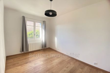 Location Maison 4 pièces 111m² ESPIRA DE L AGLY 66600 - Photo 5