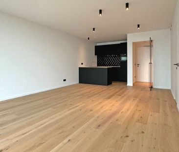 Appartement te huur in Knokke voor € 1.850 met 2 slaapkamers - Photo 1