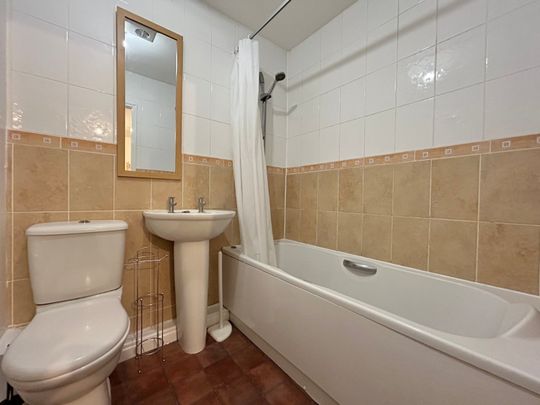 2 bedroom apartment to rent - Photo 1