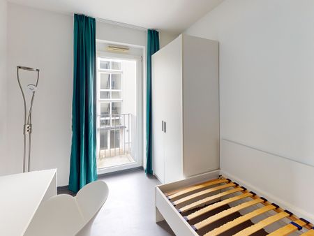 Für Studenten - Möbliertes 1-Zimmer-Apartment mit Einbauküche und Balkon - Photo 5