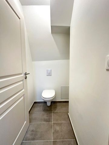 Location Appartement 3 pièces 74m² - Photo 3