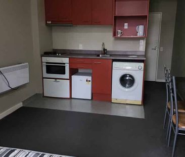 Studio- semi furnished - Photo 5