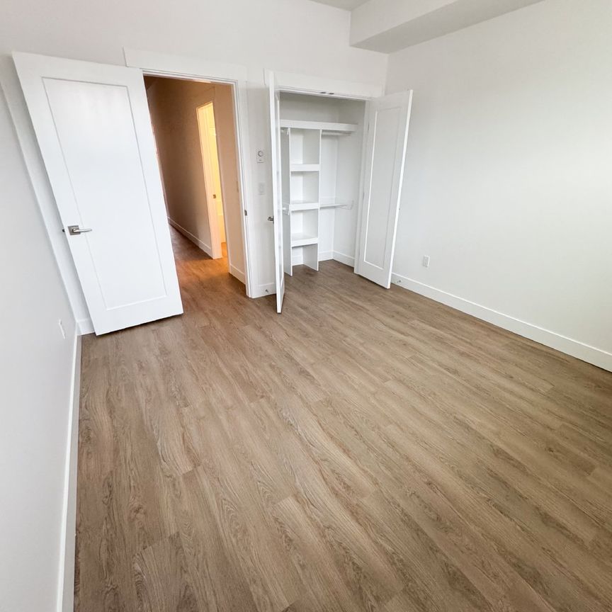 WHITTAKER 2 - B - 8710 - Photo 1