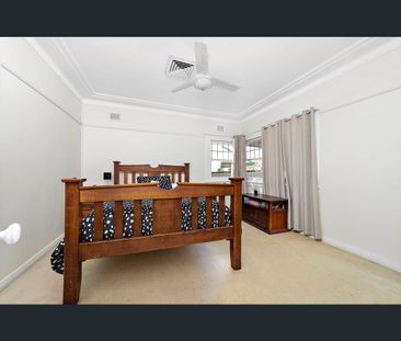86 Iberia Street, Padstow, NSW 2211 - Photo 3